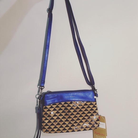 PixieMood Wristlet/Crossbody - Picture 2 of 3